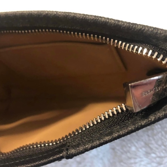 Authentic Michael Kors Belt/Bum/Sling Bag - Picture 3 of 5